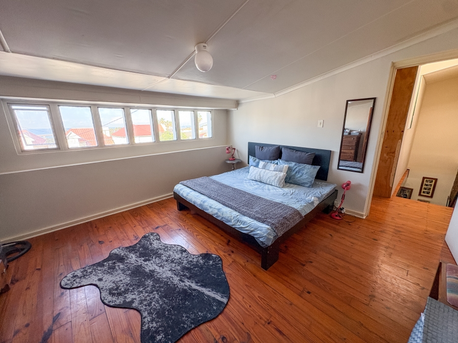 5 Bedroom Property for Sale in Quigney Eastern Cape
